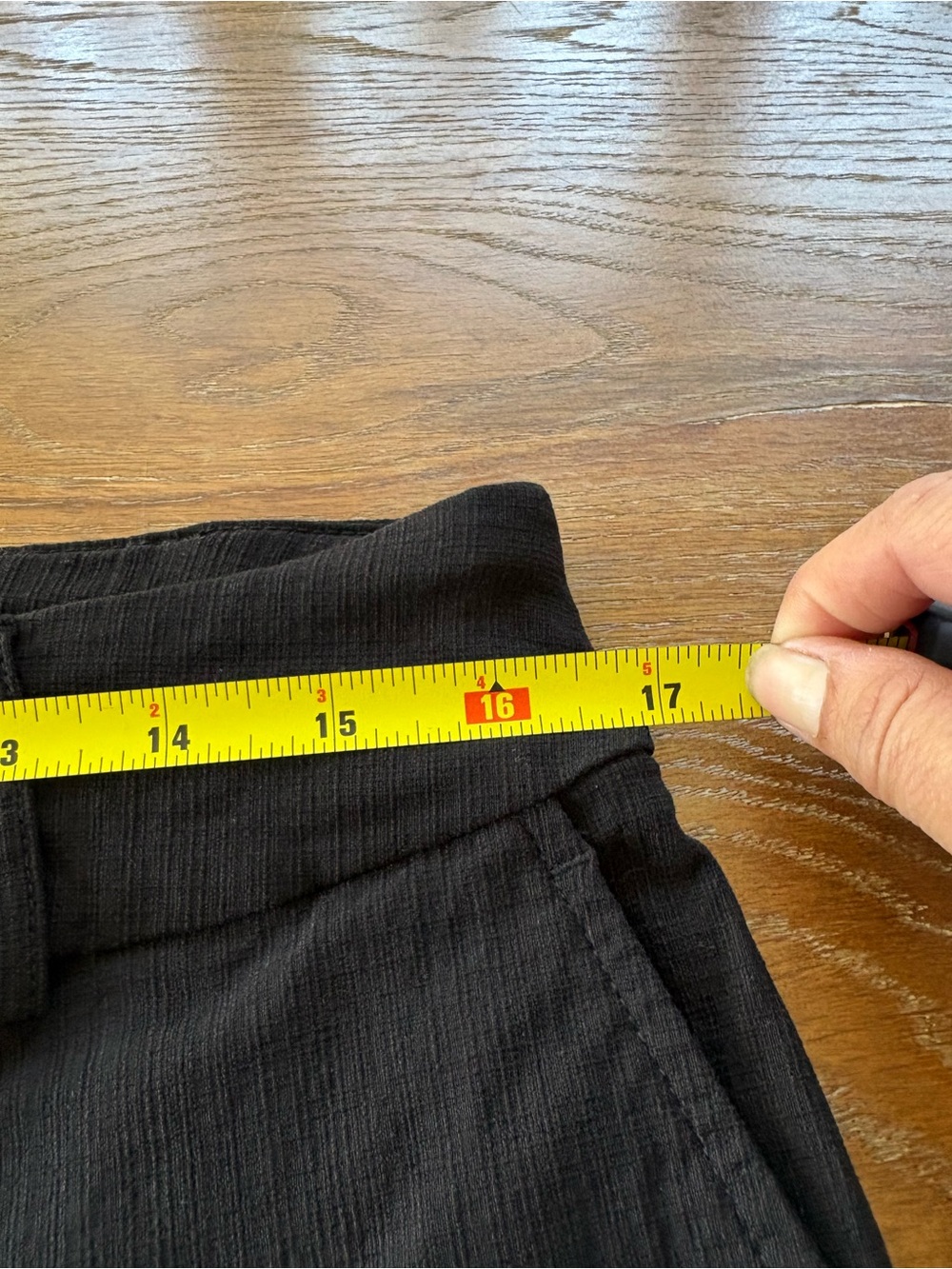 Hilary Radley Ladies Stretch Pull on Bermuda Black shorts. - Picture 3 of 3